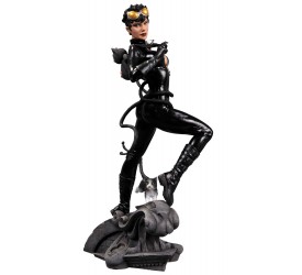 DC Comics Cover Girls Statue Catwoman (The New 52) 26 cm